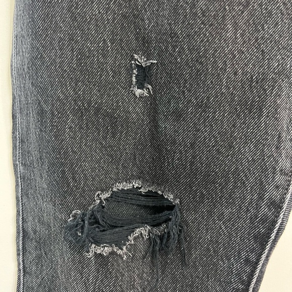 Women’s Levi’s Wedgie Black Distressed - Picture 7 of 10